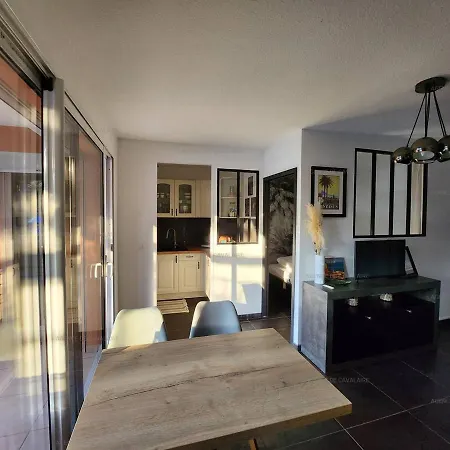 Apartment T3 Renove 49m², Centre-ville Cavalaire-sur-mer, Plages A Pied, Clim, Terrasse, Parking Sous-sol - Fr-1-100-278